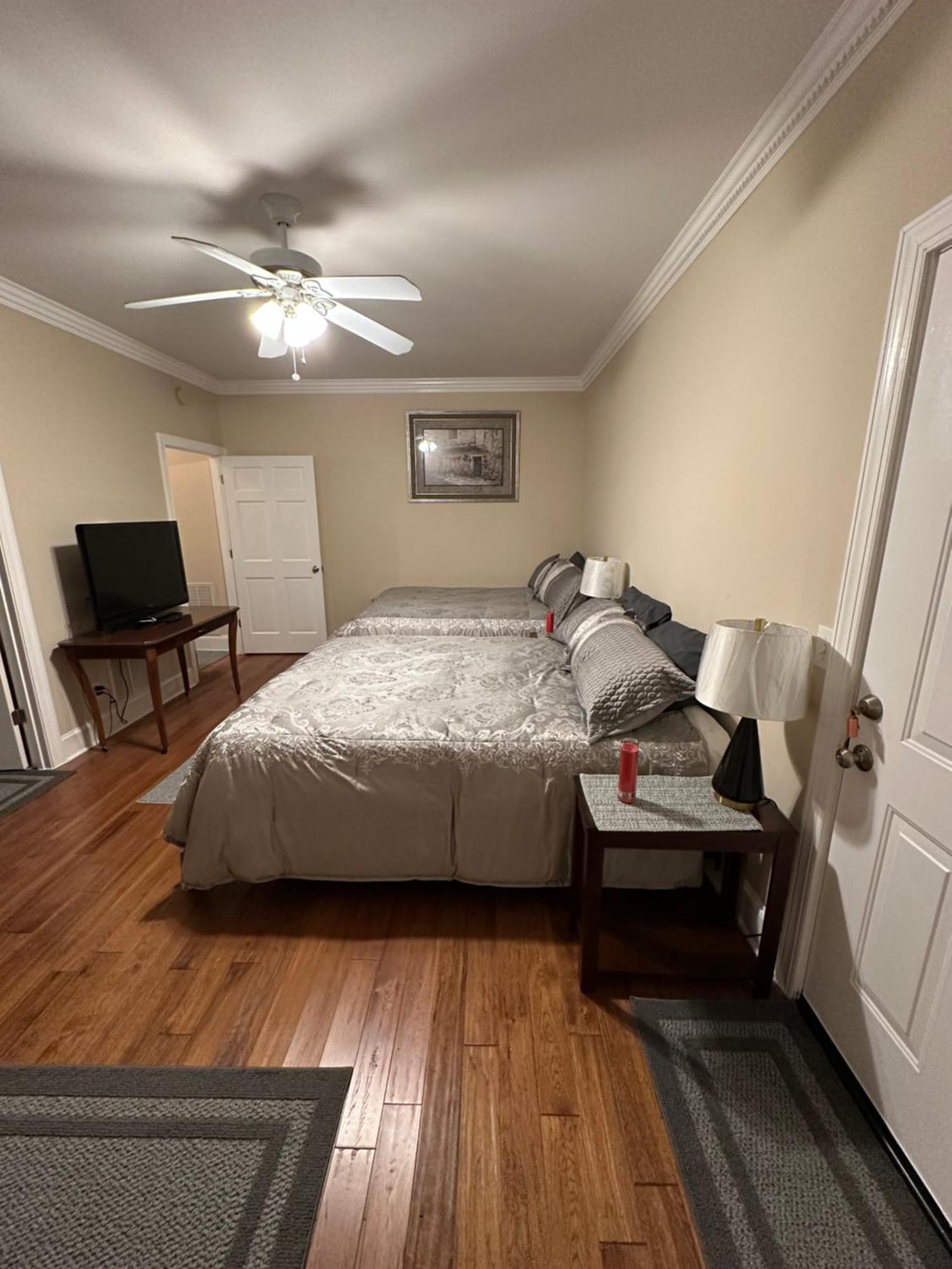 Moorefield Suites Greensboro East McLeansville 外观 照片