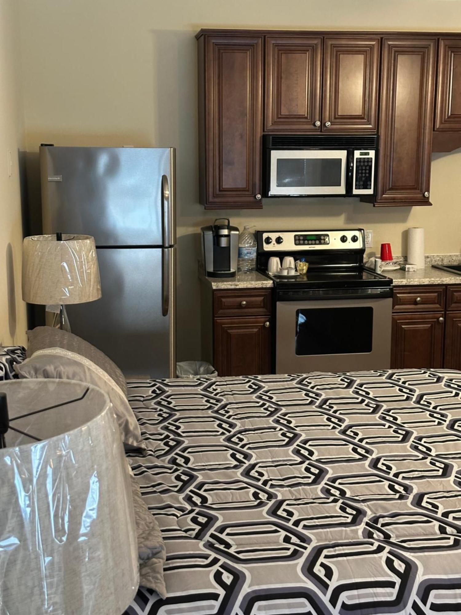 Moorefield Suites Greensboro East McLeansville 外观 照片